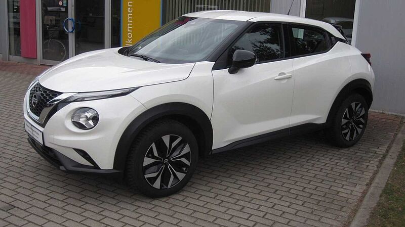 Nissan Juke 1.0 DIG-T ACENTA DCT