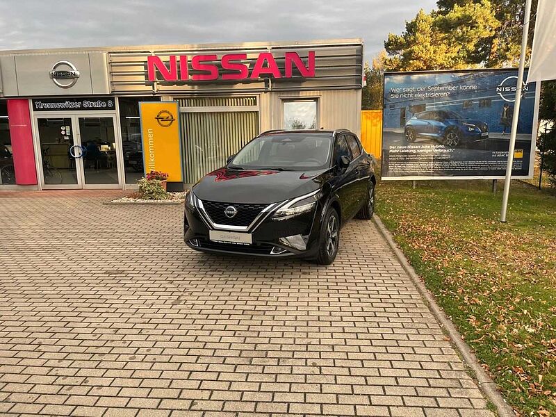 Nissan Qashqai 1.3 DIG-T MHEV 140PS N-Connecta Tech