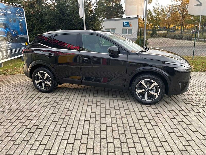 Nissan Qashqai 1.3 DIG-T MHEV 140PS N-Connecta Tech