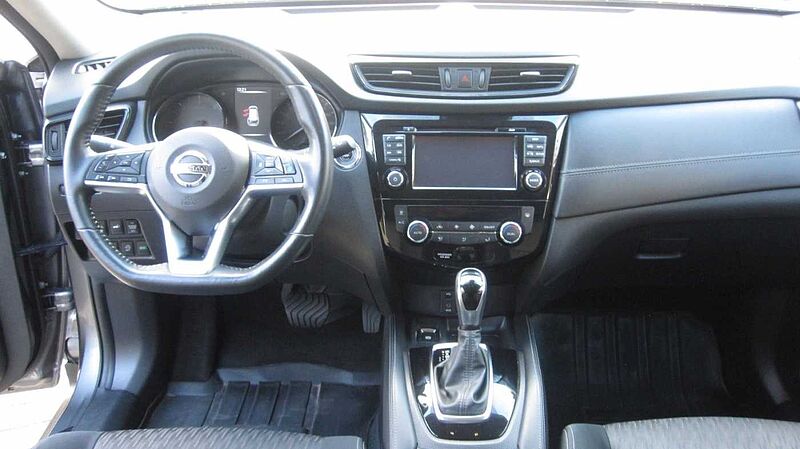 Nissan X-Trail 1.7 dCi N-TEC AUTO