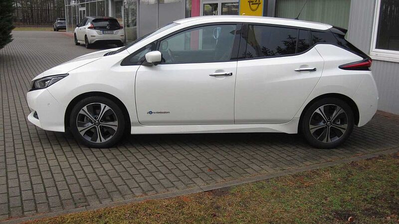 Nissan Leaf 150 PS 40KWH Tekna (ZE1)